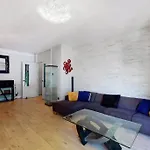 Superb 3 Bed Flat With Balcony In St John\'S Wood