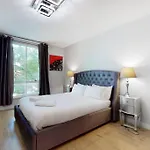 Superb 3 Bed Flat With Balcony In St John\'S Wood