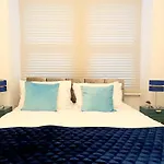 Wimbledon Ideal 1 Bedroom Ground Floor Apartment With Garden