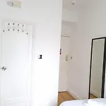 F18-Awesome Studio For 1 Near Paddington-D13