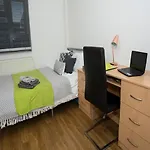 Trendy Rooms For Students Only, Southwark Park - Sk