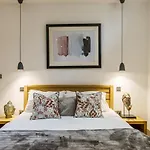 The Hay Stables - Stones Throw To Oxford Street