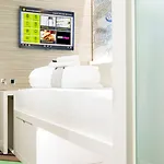Hub Hub By Premier Inn London City Bank