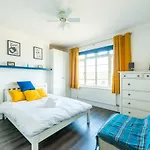 Pass The Keys North London Perfect Stay - Modern 2Bedroom Flat