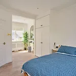 Stylish 3 Bedroom Town House