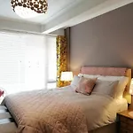 Aparthotel Apartment Holiday Rentals Stratford London