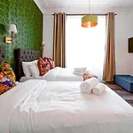 Dean Court Hotel