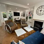 Carol Street Art House
