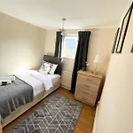 Amazing New House In London