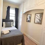 Amazing New House In London