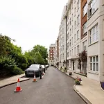 The St Johns Wood Classic - Snazzy 2Bdr Flat