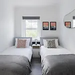 Cosy Flat On Oxford Circus, Central London