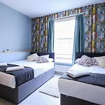 Superb Studios Next To Hyde Park