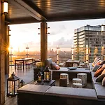 Novotel London Canary Wharf