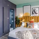 Your Apartment I Brixton