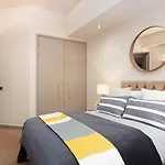 Modern Choice Of Apartments In City Of London