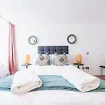 Bond Street Apartment
