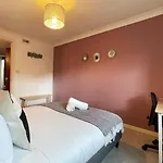 Jessica\'S Place At Whitechapel