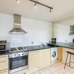 Centrally Located Flat - Battersea Park Road