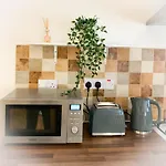 Battersea Apartment