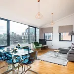 Mulberry South Penthouse By City Living London