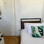 Single Studio Shared Bathroom/Toilet Near Paddington