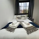 Lovely 2 Bedroom Apartment Available In Shoreditch