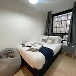 Lovely 2 Bedroom Apartment Available In Shoreditch