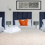 Welcoming 2 Bedroom Apartment In Greater London