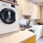 Two Bedroom Luxe City View Near To Kings Cross Station