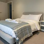 Thats The Pad - 2 Bedroom Pied-A-Terre Apartment In Wimbledon