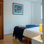 London Bridge 3 Bedroom House With Reception Room, Office And Private Garden
