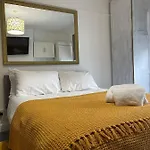Beautiful Private Rooms In London Central Willesden Green