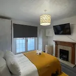 Beautiful Private Rooms In London Central Willesden Green