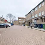 Riverside Serviced Apartments
