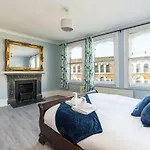 Immaculate 3Bd House In Parson Green Fulham