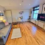 Portobello Market Apartments