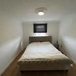 Angle90 Apartments