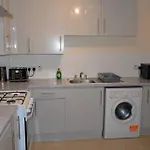 London 4 Bedroom House