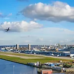 Canning Town Modern 2 Bedroom Apartment Excel Centre, Canary Wharf, City Airport