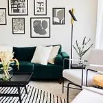The London Escape - Modish 1Bdr Flat