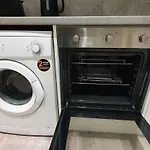 Studio Flat In Lovely Alexandra Palace London