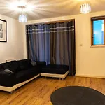 Lovely 1-Bed Apartment In Hackney London