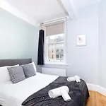 Wells Street Central Apartments