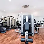 Luxury Top Floor Apartment In London