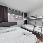 Sleep14 In Victoria London 43Vpr