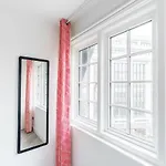 Top Floor Apartment High Street Kensington