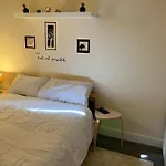 Small Cosy 2 Room Flat With 2 Double Beds