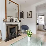 Smart London Townhouse
