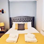3Bed House Free Parking Canary Wharf
